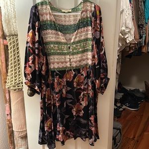 Umgee Patterned mini dress. SZ XL. Used but decent condition.